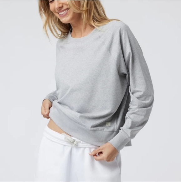 Vuori Tops - Vuori Long Sleeve Halo Crew Light Heather Grey